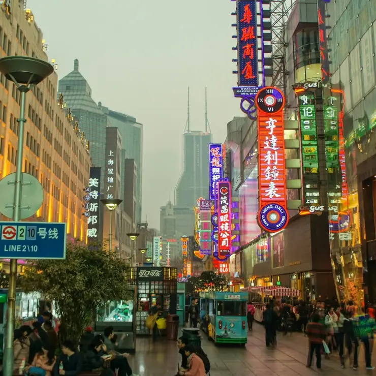 Getting Around: Smart Transportation Tips for Wow Executive Hotel Guests – Navigate Shanghai Like a Local with Confidence, Convenience & Ease